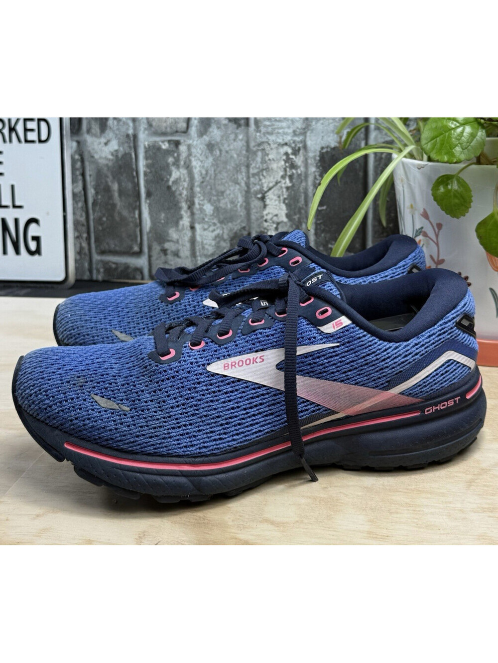 Brooks Ghost 15 Women’s Blue/Peacoat/Pink Low Top Lace-Up Logo Mesh Rubber